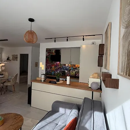 아파트 Escale Cosy A T2 Lumineux 니스